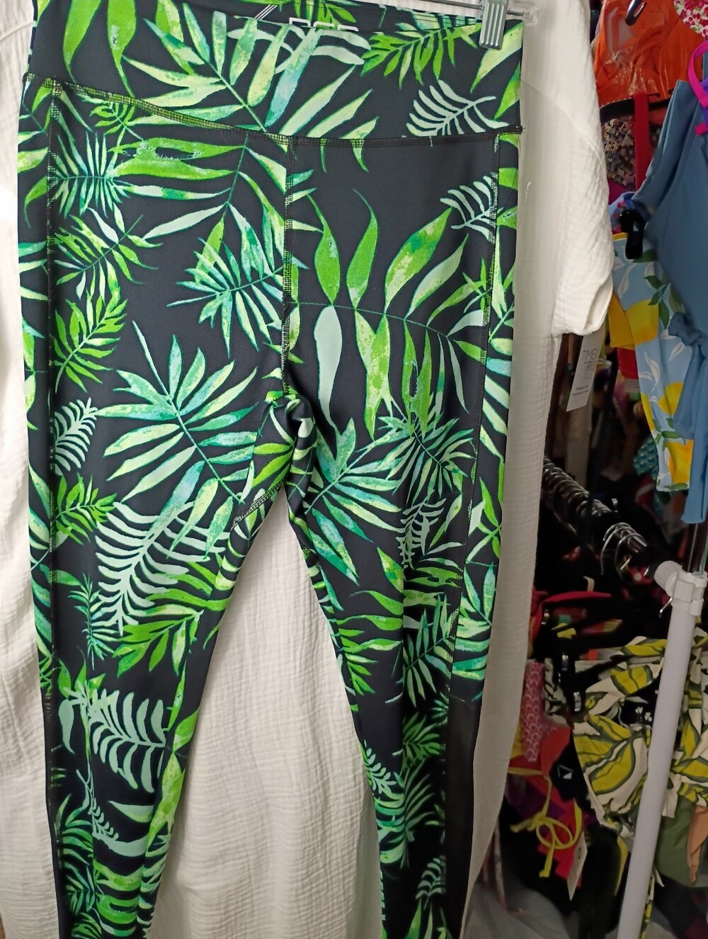 Green Tropical Leaf High-Waist Mesh-Inset Leggings SIZE Large - Picture 3 of 5